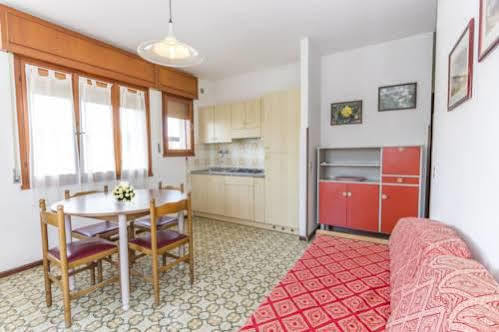 Villa Alpi Lignano Sabbiadoro Eksteriør bilde