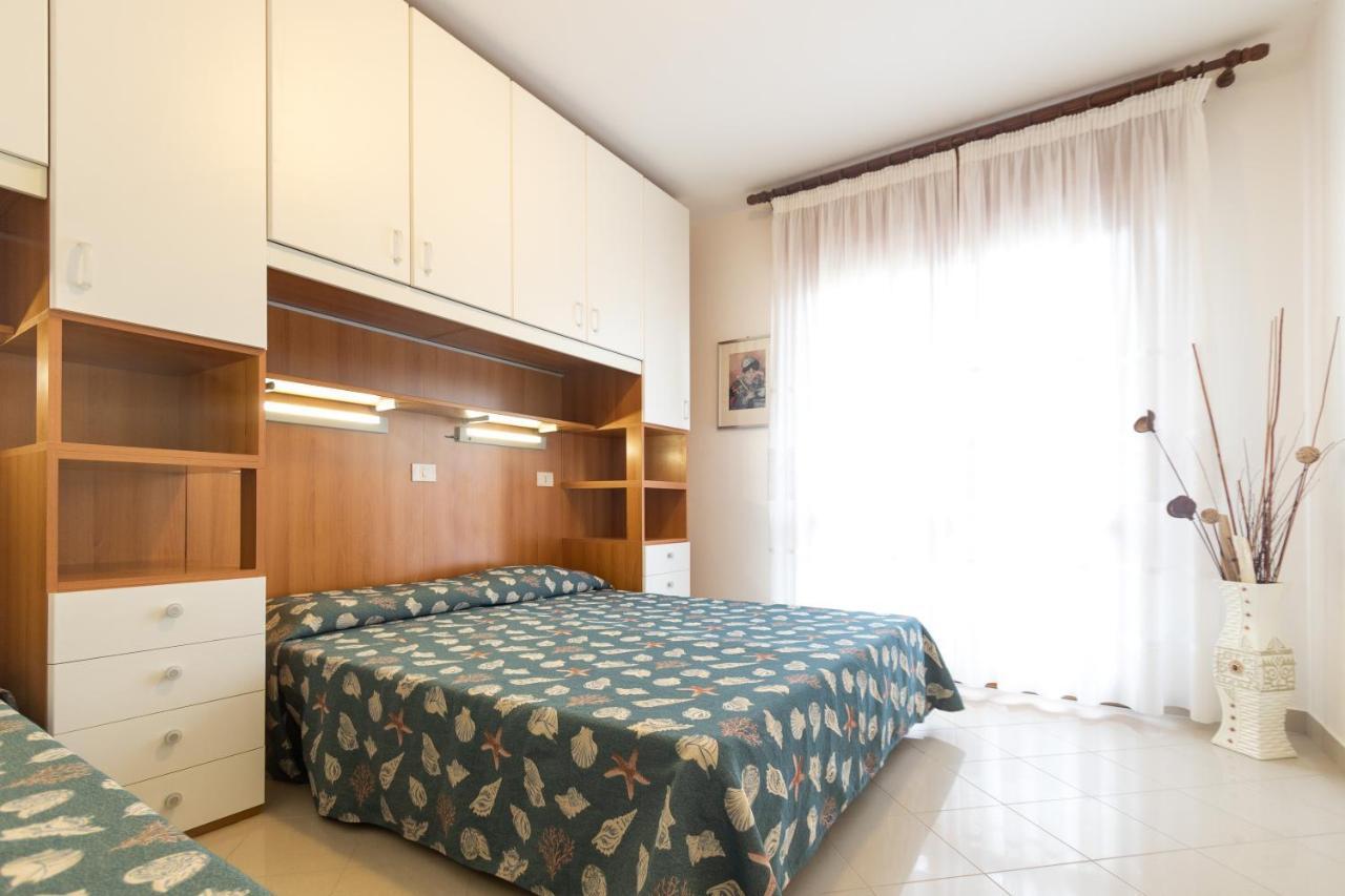 Villa Alpi Lignano Sabbiadoro Eksteriør bilde